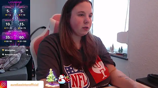 AureliaWinter online show from December 10, 10:28 am