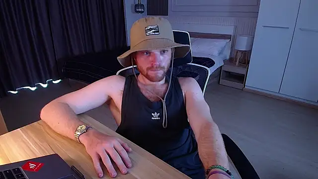 Snapshot of kinkypumpkinboy chatting on March 20, 5:34 am kinkypumpkinboy online show from March 20, 5:34 am