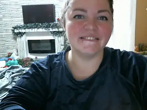 cute  cherry online show from December 12, 10:20 pm