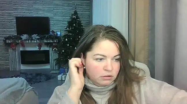 cute  cherry online show from January 18, 5:15 pm