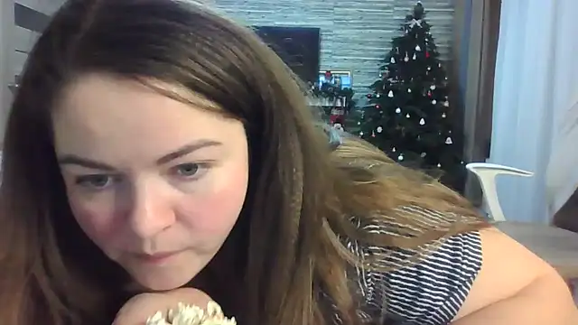 cute  cherry online show from January 18, 8:19 pm