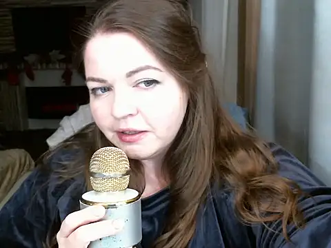 cute  cherry online show from February 20, 8:58 pm