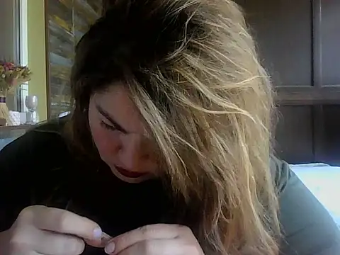 Snapshot of cute__cherry chatting on July 16, 10:54 am cute cherry online show from July 16, 10:54 am