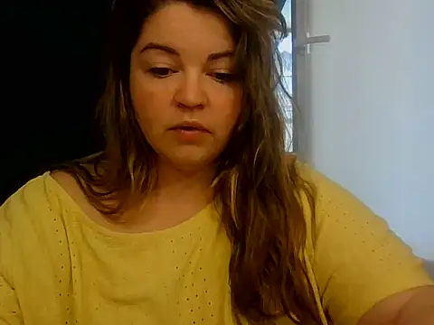 Snapshot of cute__cherry chatting on July 21, 10:17 am cute cherry online show from July 21, 10:17 am