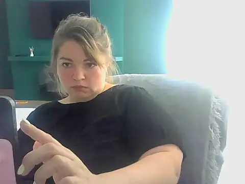 Snapshot of cute__cherry chatting on July 28, 2:13 pm cute cherry online show from July 28, 2:13 pm