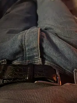 Snapshot of mamoubz chatting on April 15, 3:30 pm mamoubz online show from April 15, 3:30 pm