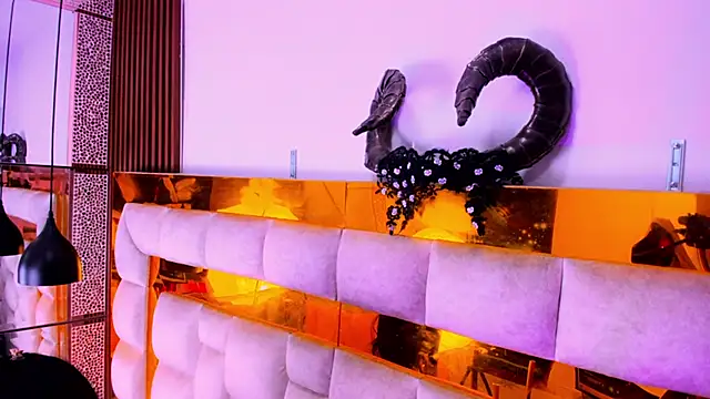 bigass monic online show from January 14, 3:01 am