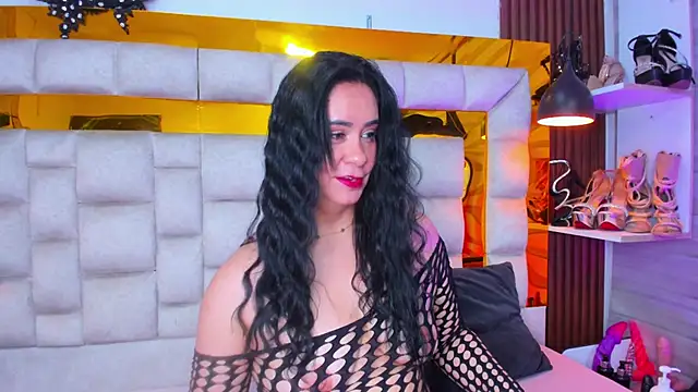 bigass monic online show from April 30, 2:18 am