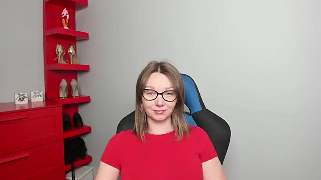 Snapshot of Cookie_zoe chatting on June 16, 5:32 am Cookie zoe online show from June 16, 5:32 am