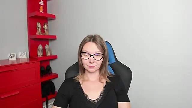 Cookie zoe online show from August 3, 5:39 am