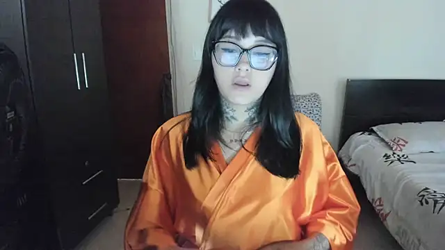 Snapshot of youth_lust69 chatting on November 2, 4:20 pm youth lust69 online show from November 2, 4:20 pm