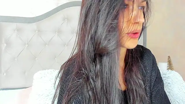 JennaMyers online show from December 15, 8:13 pm