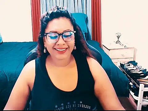 Snapshot of Indianlust69 chatting on April 9, 9:09 pm Indianlust69 online show from April 9, 9:09 pm