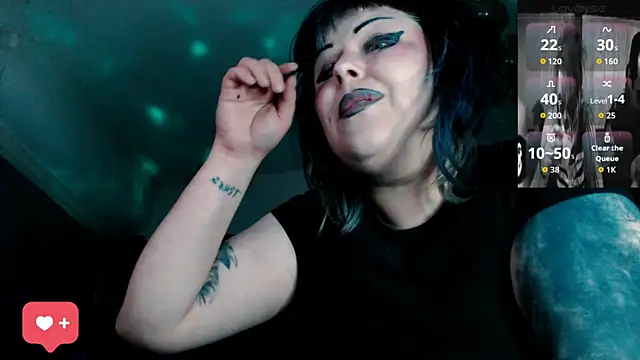 Snapshot of Psychobitch7 chatting on June 11, 6:17 pm Psychobitch7 online show from June 11, 6:17 pm