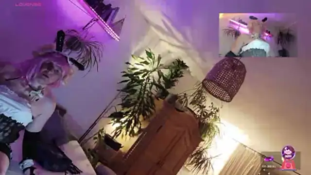 Snapshot of Sissy_LiaXXX chatting on February 8, 1:31 am Sissy LiaXXX online show from February 8, 1:31 am