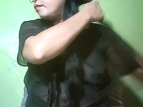 Snapshot of SoSweetPearl chatting on January 23, 8:13 pm SoSweetPearl online show from January 23, 8:13 pm