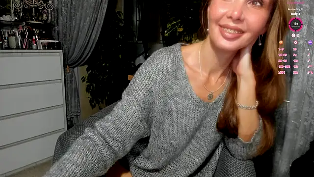 Snapshot of Aurora108 chatting on November 10, 9:58 pm Aurora108 online show from November 10, 9:58 pm