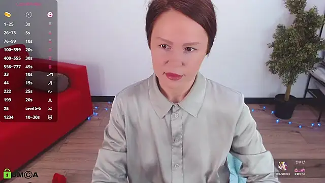 Snapshot of VickyGolden chatting on June 30, 5:41 am VickyGolden online show from June 30, 5:41 am
