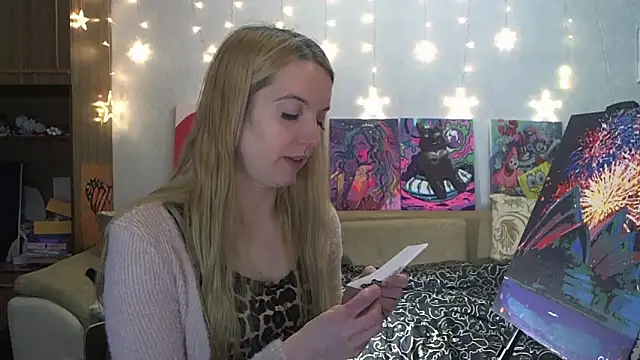 SecretSophia online show from December 21, 1:36 am