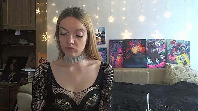 SecretSophia online show from February 14, 10:38 am