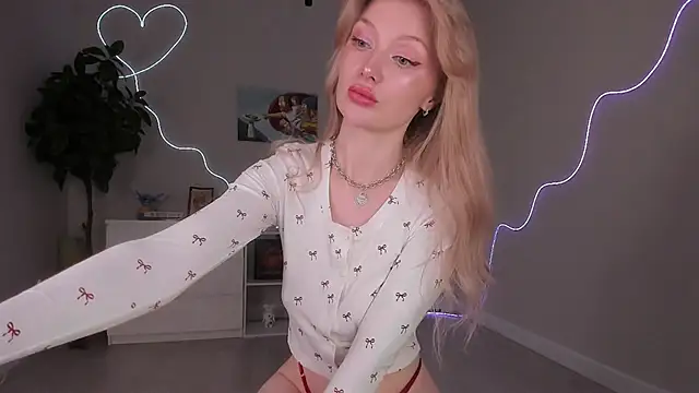 Snapshot of sugar_club chatting on October 24, 6:59 pm sugar club online show from October 24, 6:59 pm