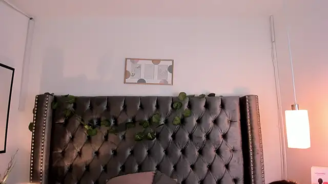 Snapshot of Kim_Blane chatting on January 25, 3:30 am Kim Blane online show from January 25, 3:30 am