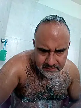 Snapshot of PhillDrake11 chatting on March 14, 4:56 pm PhillDrake11 online show from March 14, 4:56 pm