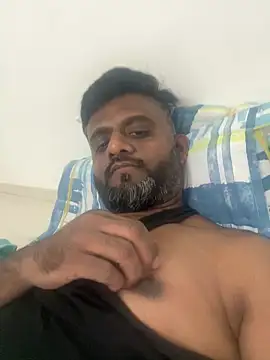 Snapshot of HIMSEXY chatting on December 2, 4:31 pm HIMSEXY online show from December 2, 4:31 pm