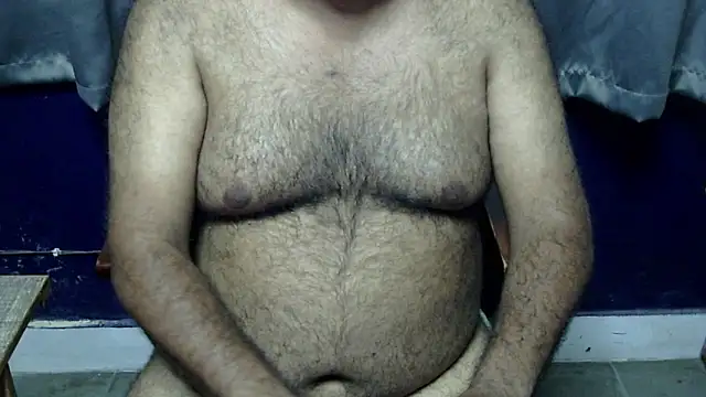 Snapshot of hairysubcub_70 chatting on June 28, 6:36 pm hairysubcub 70 online show from June 28, 6:36 pm