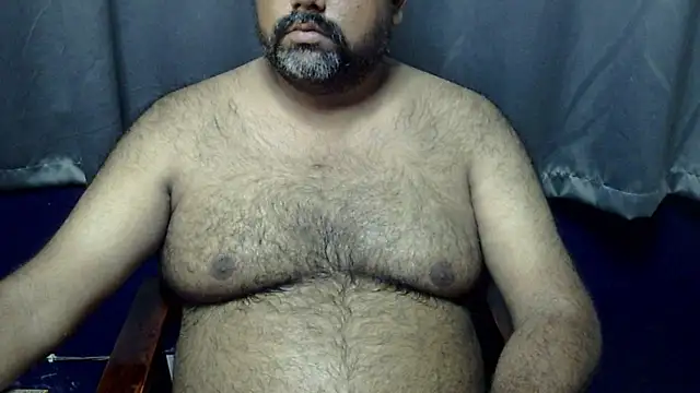 Snapshot of hairysubcub_70 chatting on June 30, 6:58 am hairysubcub 70 online show from June 30, 6:58 am