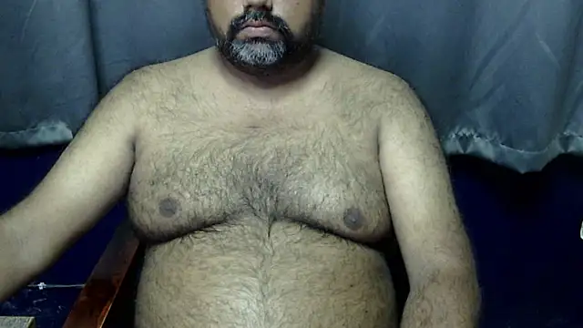 Snapshot of hairysubcub_70 chatting on July 2, 3:56 am hairysubcub 70 online show from July 2, 3:56 am