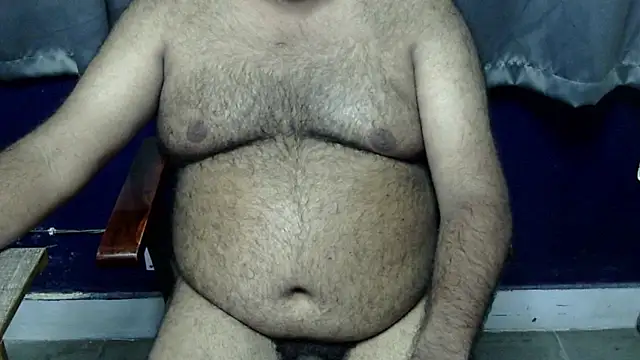 Snapshot of hairysubcub_70 chatting on July 2, 4:02 pm hairysubcub 70 online show from July 2, 4:02 pm