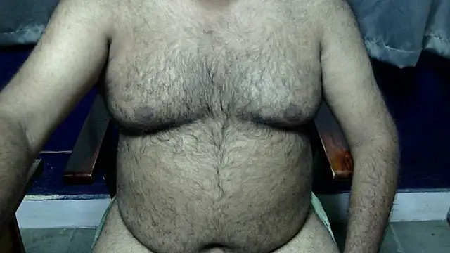 Snapshot of hairysubcub_70 chatting on July 9, 4:22 pm hairysubcub 70 online show from July 9, 4:22 pm