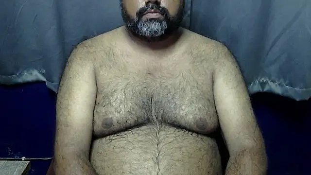 Snapshot of hairysubcub_70 chatting on July 15, 5:18 pm hairysubcub 70 online show from July 15, 5:18 pm
