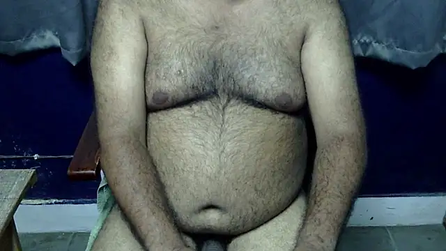 Snapshot of hairysubcub_70 chatting on July 26, 5:31 pm hairysubcub 70 online show from July 26, 5:31 pm