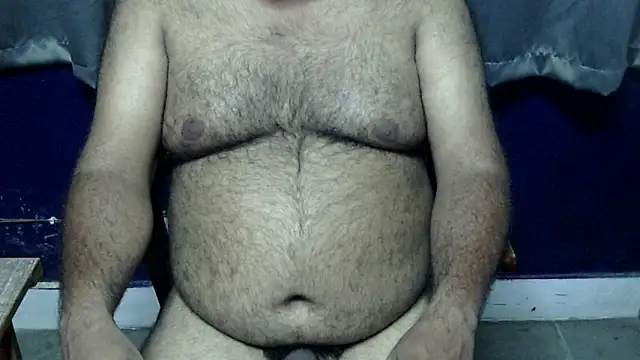 Snapshot of hairysubcub_70 chatting on July 29, 4:16 pm hairysubcub 70 online show from July 29, 4:16 pm