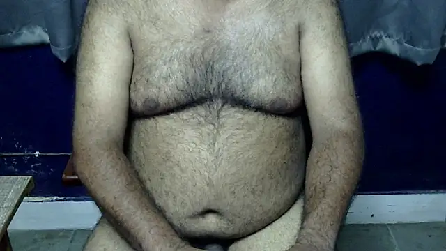Snapshot of hairysubcub_70 chatting on July 30, 4:28 pm hairysubcub 70 online show from July 30, 4:28 pm