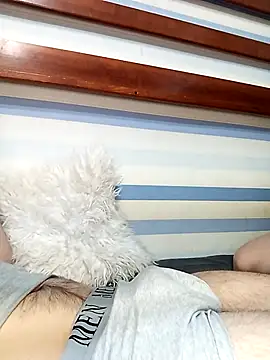 Snapshot of MissisMilk chatting on March 17, 3:04 pm MissisMilk online show from March 17, 3:04 pm