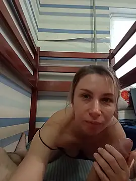 Snapshot of MissisMilk chatting on May 27, 2:58 pm MissisMilk online show from May 27, 2:58 pm