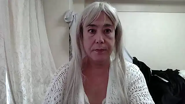 Snapshot of Saori_M chatting on March 8, 4:38 am Saori M online show from March 8, 4:38 am