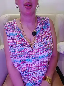 Snapshot of Queen_sousou chatting on July 2, 12:00 pm Queen sousou online show from July 2, 12:00 pm