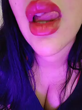Snapshot of Queen_sousou chatting on July 10, 12:37 am Queen sousou online show from July 10, 12:37 am