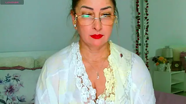 Tyana40 online show from July 27, 1:12 am