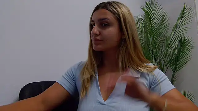 NicolePlay online show from July 2, 8:37 pm