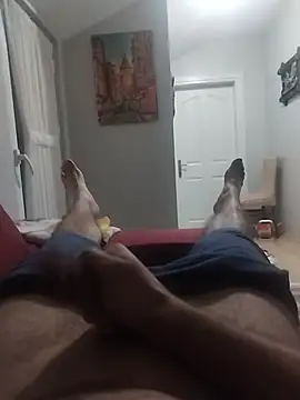 Snapshot of Aykut1990 chatting on November 2, 8:44 pm Aykut1990 online show from November 2, 8:44 pm