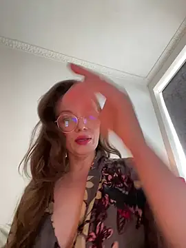FemDom RubyKnightXXO online show from June 17, 1:45 pm