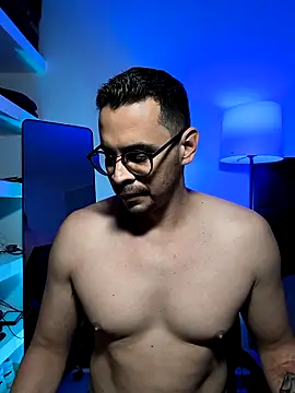 towers j online show from December 17, 10:38 pm