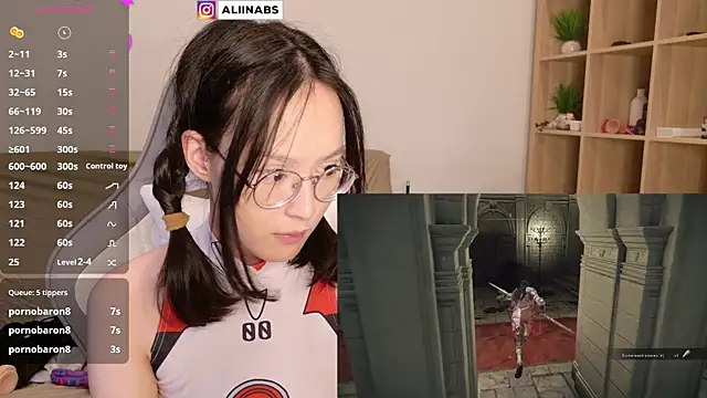 aliiiiiina online show from January 11, 8:10 pm