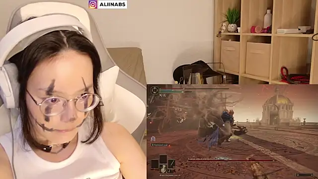 aliiiiiina online show from January 30, 7:04 pm