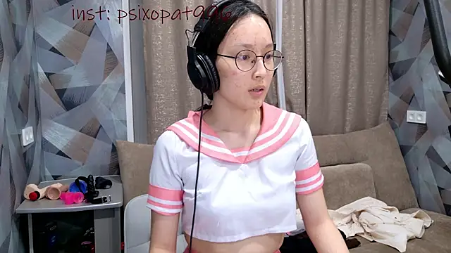 aliiiiiina online show from September 22, 8:00 pm